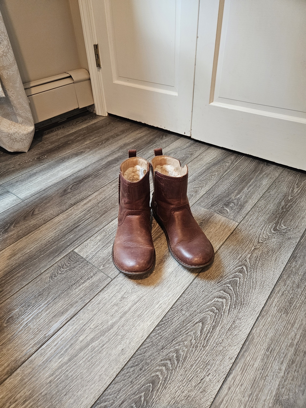 UGG Brown Leather Shearling-Lined Ankle Booties